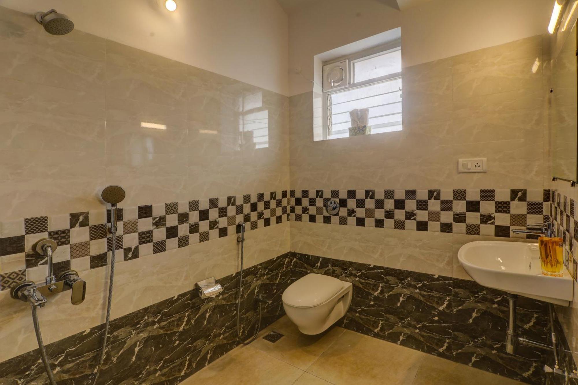 Jaqk Holidays - 9Bhk Villa For Big Groups, Private Pool-Wifi-Cartaker-Parking, North Goa Baga Luaran gambar