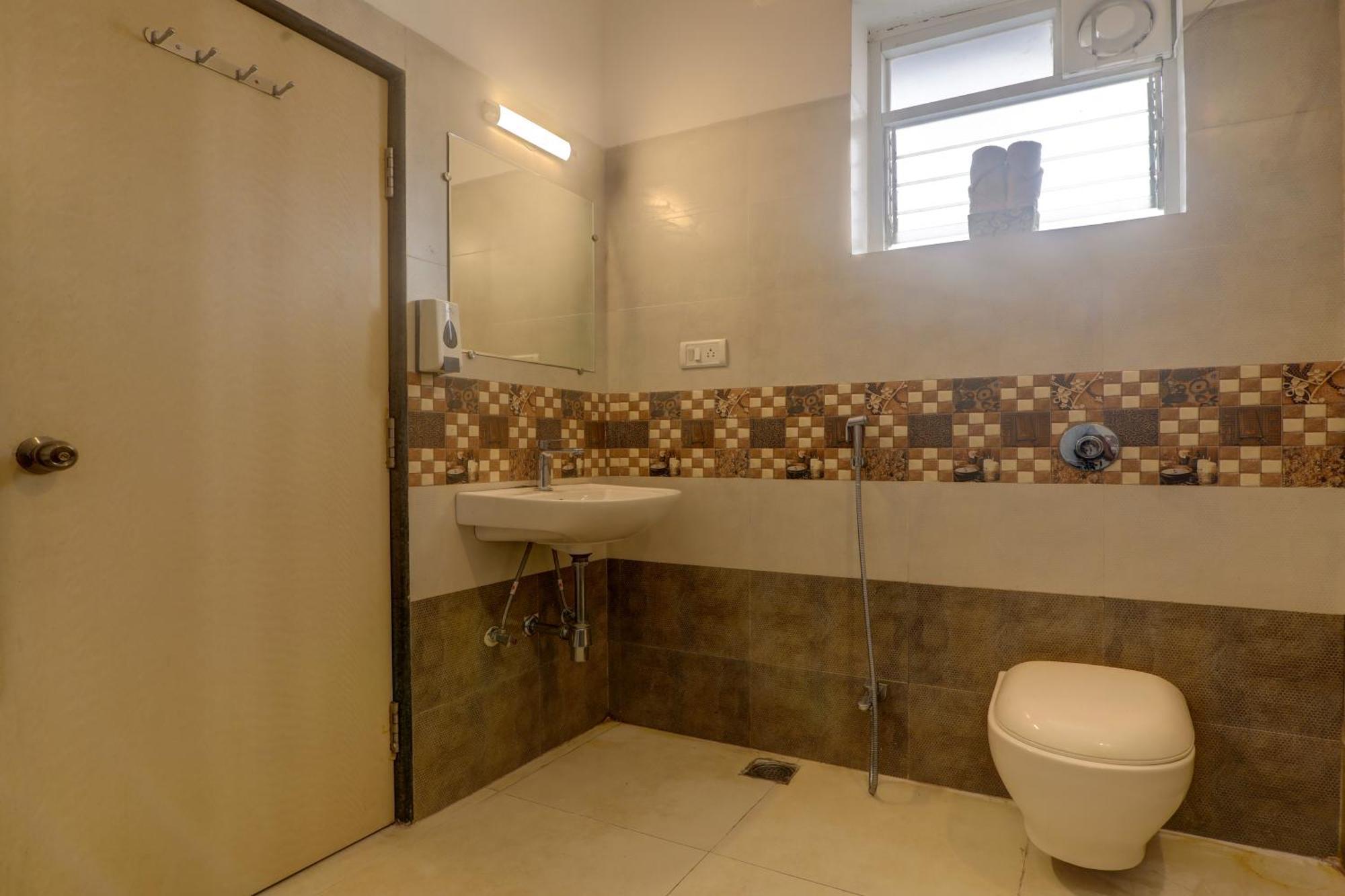 Jaqk Holidays - 9Bhk Villa For Big Groups, Private Pool-Wifi-Cartaker-Parking, North Goa Baga Luaran gambar