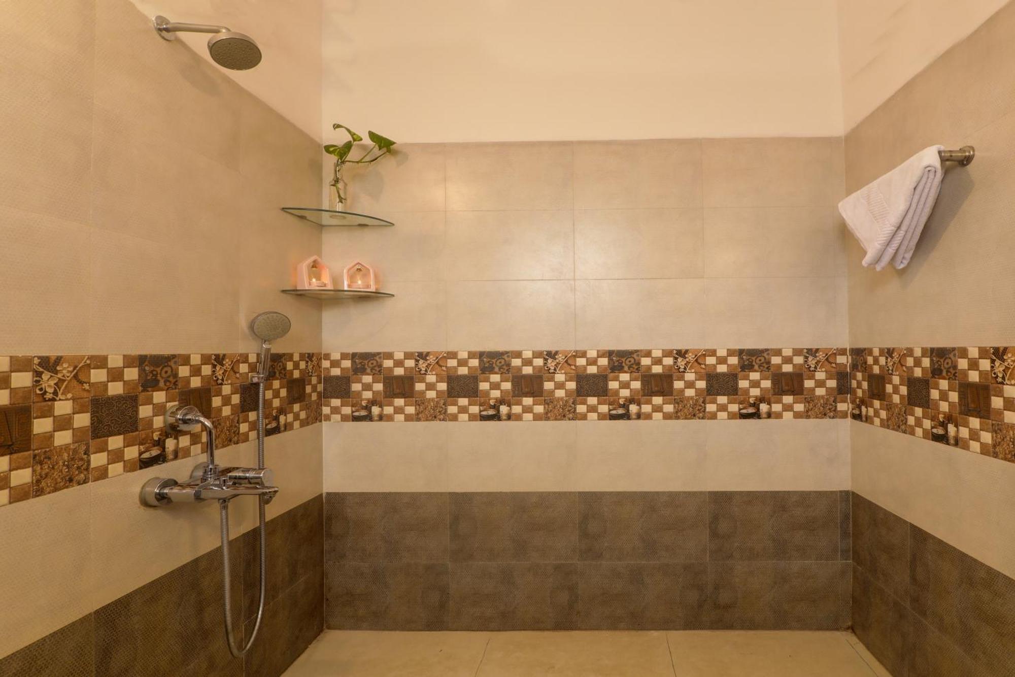 Jaqk Holidays - 9Bhk Villa For Big Groups, Private Pool-Wifi-Cartaker-Parking, North Goa Baga Luaran gambar