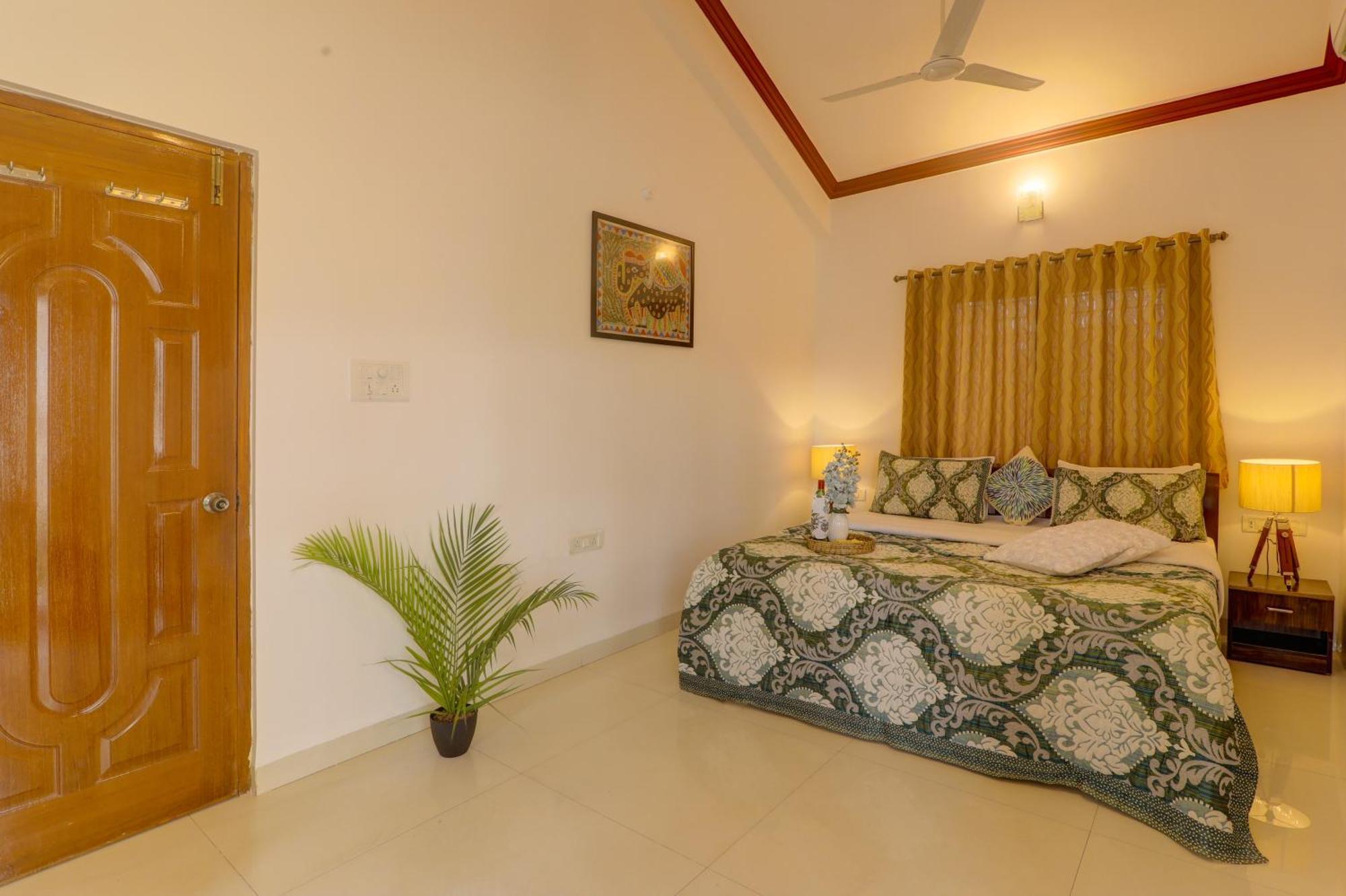 Jaqk Holidays - 9Bhk Villa For Big Groups, Private Pool-Wifi-Cartaker-Parking, North Goa Baga Luaran gambar